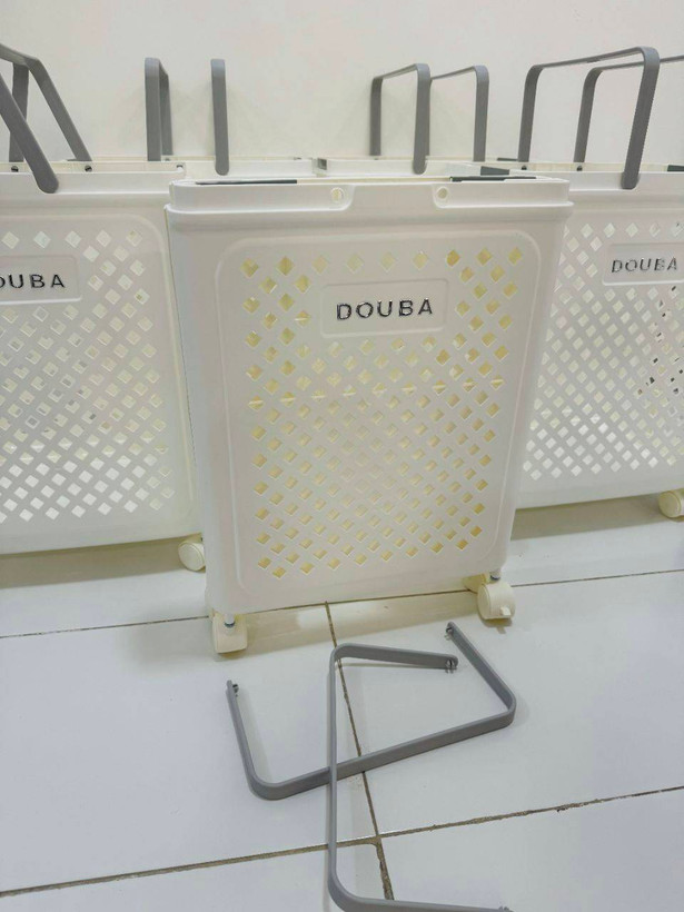 سبد رخت چرخان DOUBA